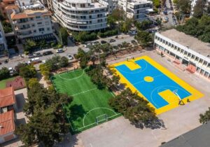 Γιώργος Παπανικολάου: Ανοιχτά και με φύλαξη τα σχολικά προαύλια στη Γλυφάδα για το καλοκαίρι